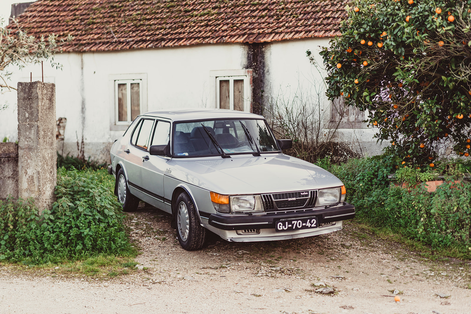 Saab 900 Turbo side